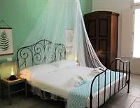 Bed and Breakfast Li Perrini Boutique 4*