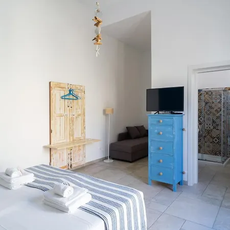 ベッド・アンド・ブレックファスト Li Perrini Boutique