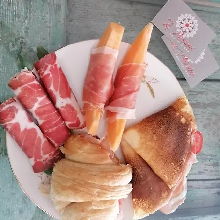 Li Perrini Boutique ベッド・アンド・ブレックファスト Acquarica