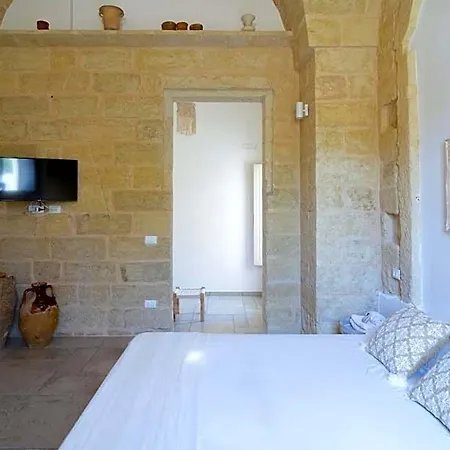 Bed and breakfast Li Perrini Boutique 4*